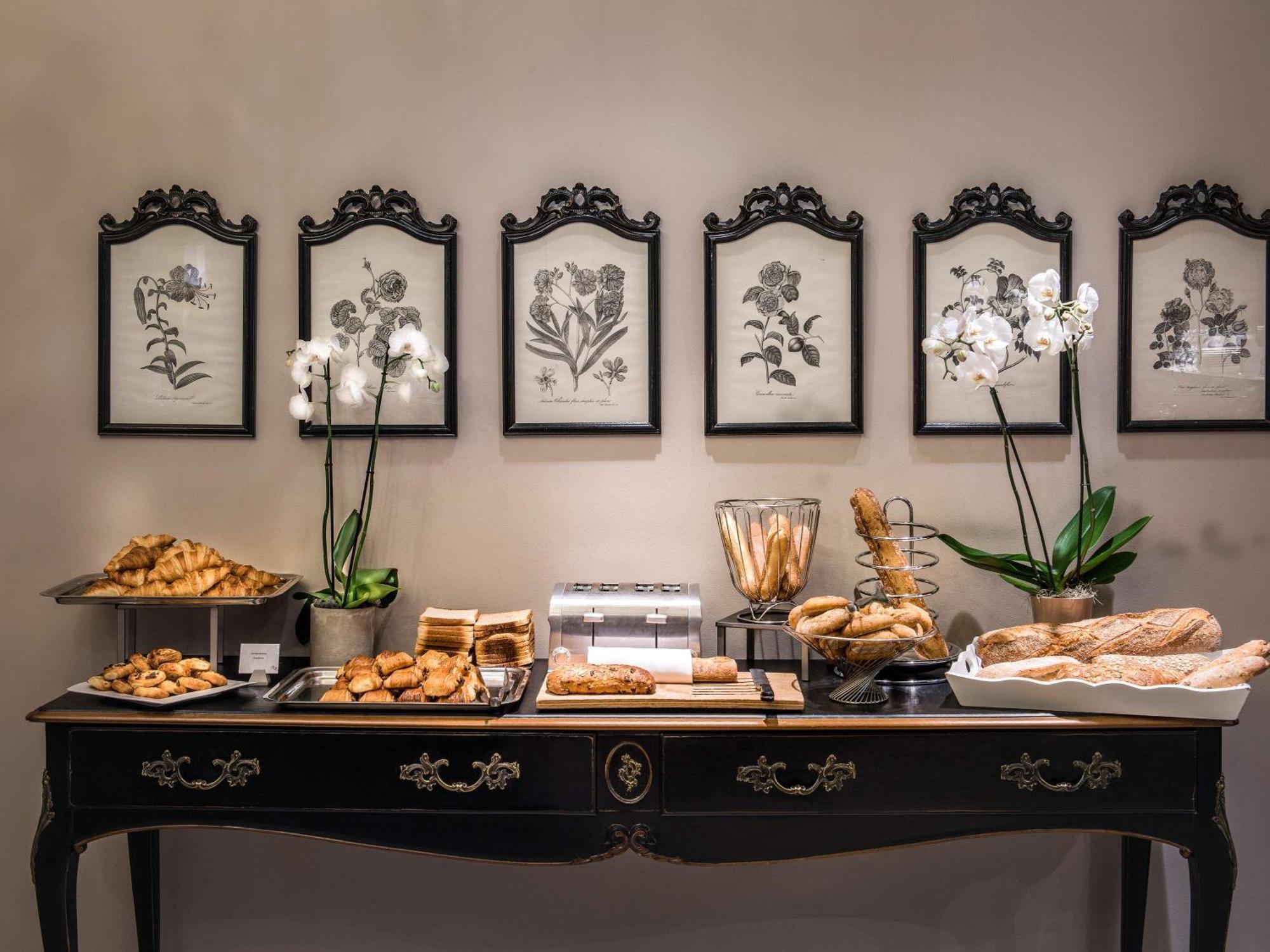 Grand Hotel Roi Rene Aix - Mgallery Collection Aix-en-Provence Bagian luar foto