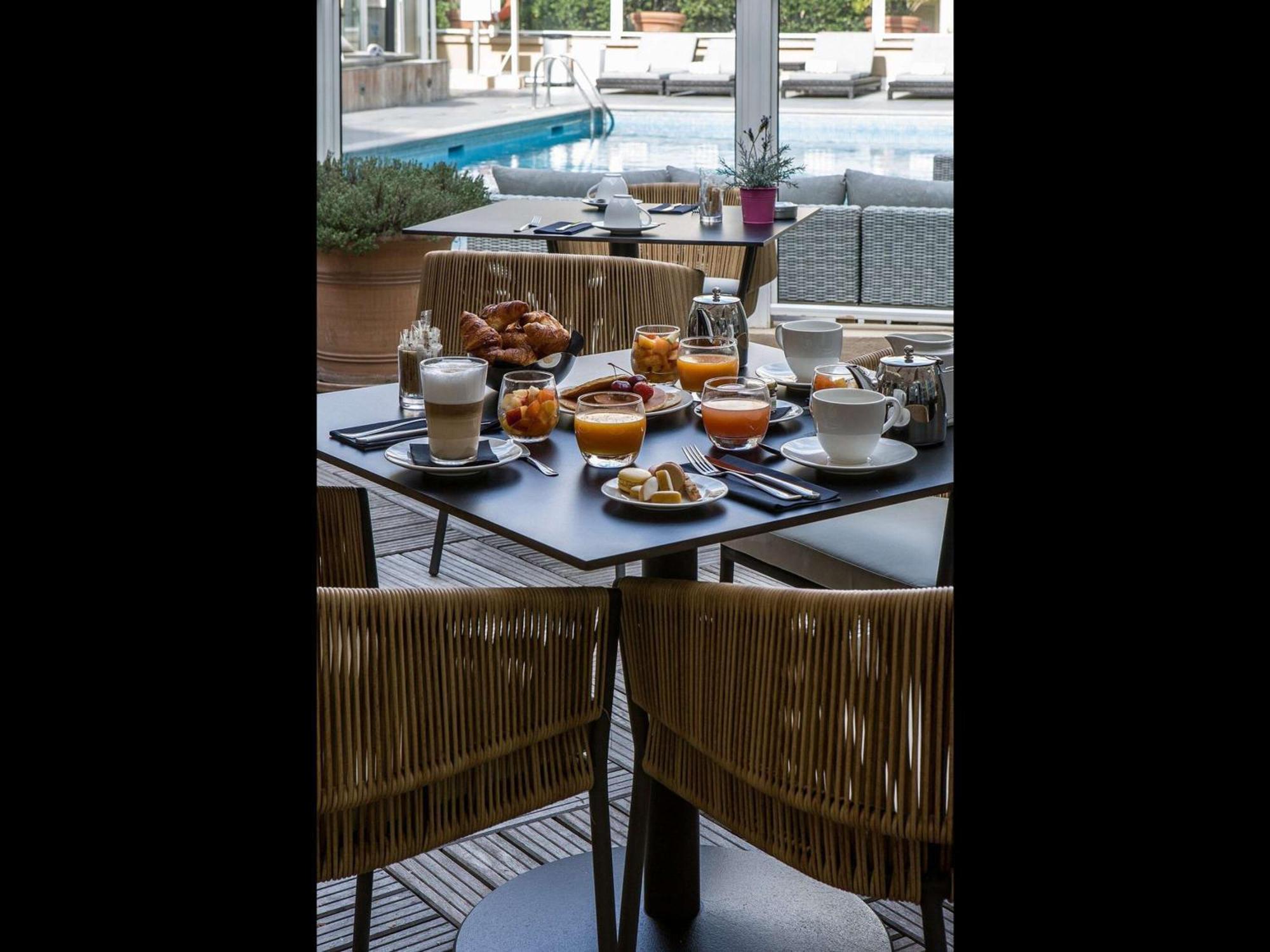 Grand Hotel Roi Rene Aix - Mgallery Collection Aix-en-Provence Bagian luar foto