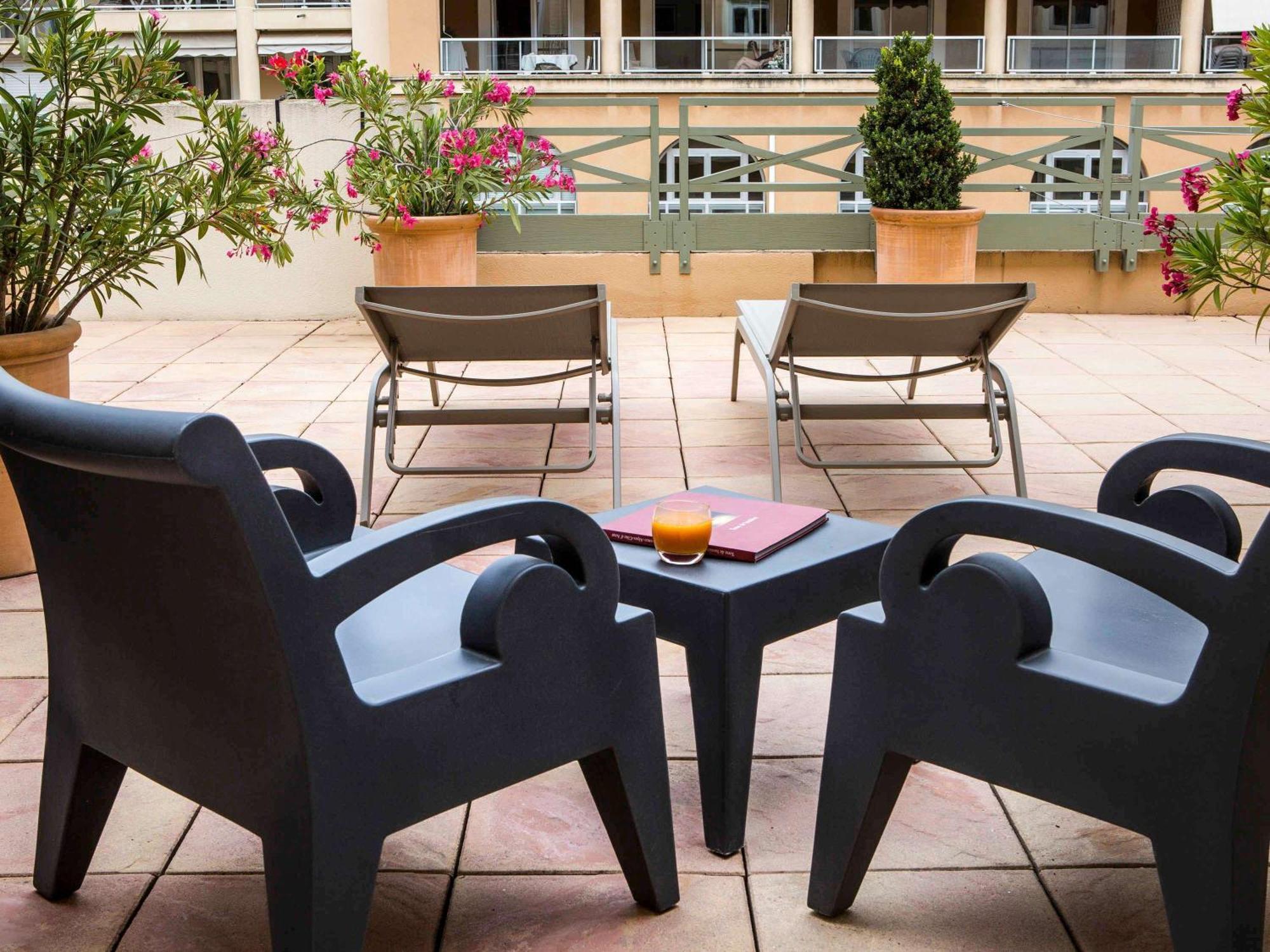 Grand Hotel Roi Rene Aix - Mgallery Collection Aix-en-Provence Bagian luar foto